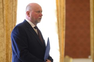 Státní úřad dostal pokutu za nákup drahých vozů. Měly i masážní sedačky - Seznam Zprávy